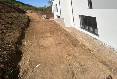 Duplex cu 4 camere în Florești