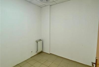 Spatiu comercial 65 mp, central, zona Piata Mare - 4