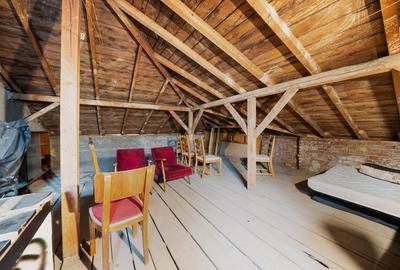 Etaj 1/Vila*120 mp utili+80 mp spatii comune*PRO TV* - 17