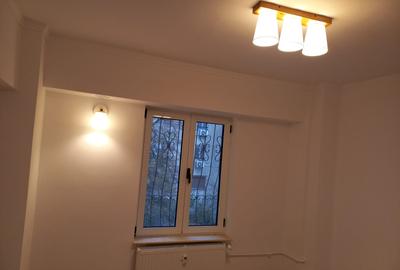 Camera de Comert, Splai, bloc 1994,  etaj 1, nemobilat - 13