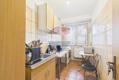 2 camere de vanzare Statia Metrou Grivita I Investitie - 2
