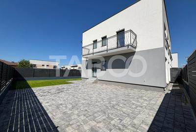 Duplex cu 4 camere în Șelimbăr