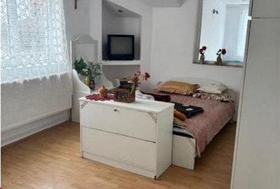 Casă individuală cu 6 camere în Centrul Civic