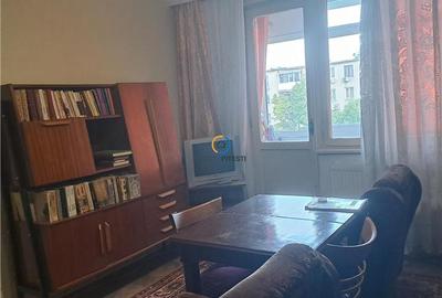 Apartament cu 2 camere semidecomandat în Calea București