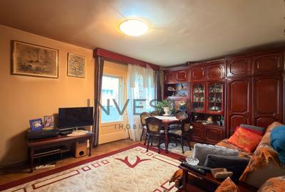 Apartament cu 3 camere decomandate zona Titulescu - 1