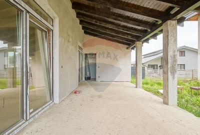 Casă Individuală în Cartierul Izvor - 4