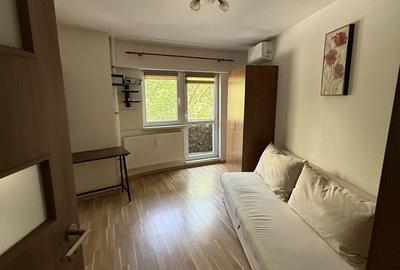 Garsonieră semidecomandată în Văcăresti