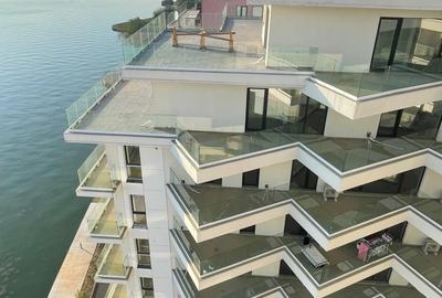 Penthouse Mamaia cu vedere frontala la lac - 1