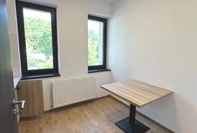 Clădire renovată, pretabilă pentru hotel, pensiune, retreat, centru, etc - 9