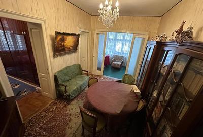 ULTRACENTRAL - Apartament 3 camere - Râpa Galbenă + Boxa + Garaj ! - 1