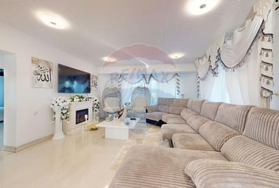 Casă/Vilă individuală | P+E+M | Teren 1075 mp | Cristian - 1