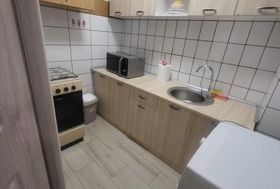 Garsoniera moderna, zona Titan - 3 min metrou, parc IOR, bloc mixt/ 32 mp - 3