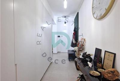 Penthouse, Qualis 2, Tractorul - 13