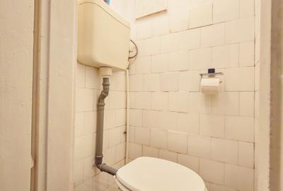 Piata Constitutiei | Poiana Florilor |  Etaj 2 din 4 la cheie | centrala proprie - 19