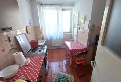 Vanzare 3 camere-Imobiliare MAXICONFORT