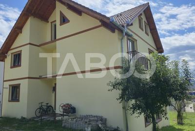 Birou, de 240.00 mp, în Industrial Vest