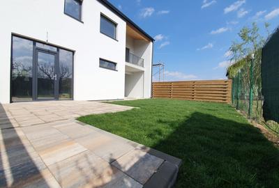 🏡 Vilă 5 camere cu mansardă și garaj, curte 350 mp, mutare imediată - 5
