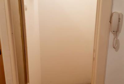 Garsoniera 16 mp Bd. Carol - Izvorul Rece bloc risc seismic 1 - 13