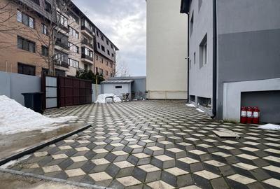 Cladire Comerciala De Inchiriat – D+P+2E -Chiajna (Roșu) | Bd. Uverturii - 3