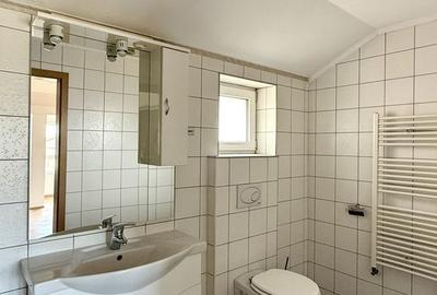 APARTAMENT DECOMANDAT, SPATIOS CU O POZITIONARE EXCELENTA - 16