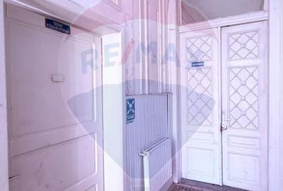 Clădire multifuncțională / Hotel/ Spital/ Renovare in curs - 5