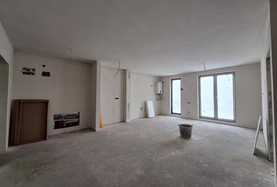 Apartament cu 2 camere semidecomandat în Florești