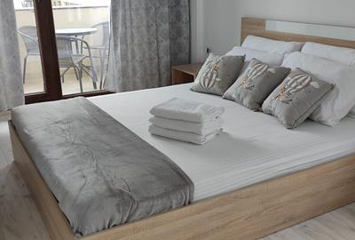 Vânzare Apartament 2 Camere Spațios, Mobilat și Utilat, Aproape de Plajă - 10