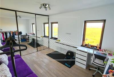 Casa tip duplex de vanzare in Sibiu - mobilata si utilata modern - 17