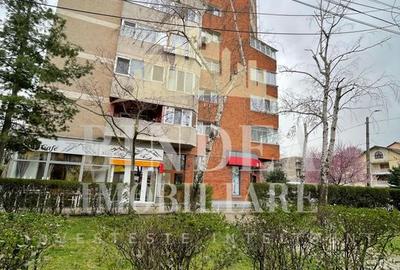 Apartament 3 camere 80mp decomandat cu centrala Aradului