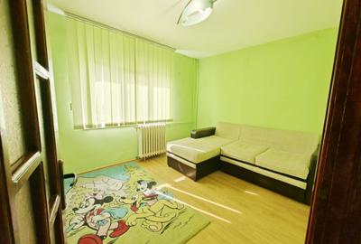 2 cam etaj intermediar mobilat si utilat Aradului - 8