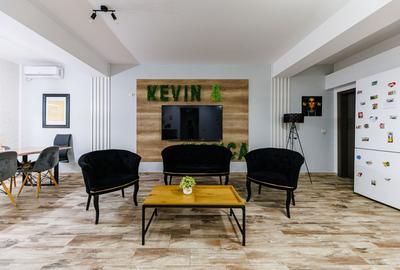 Casă individuală cu 12 camere în Giarmata