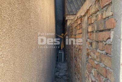 CASĂ + TEREN 385 MP | GARAJ | ZONA PETRICANI – GHERGHITEI | BUCUREȘTI - 16
