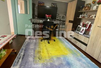 Casă cu 3 camere, garaj și curte spațioasă – zona Giulești - 1