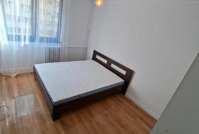 Particular inchiriez 3 camere Metrou Obor - 3