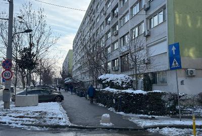 Apartament 2 camere decomandat Unirii Dimitrie Cantemir Parter Stradal - 1