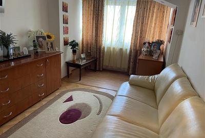 Apartament 2 camere , cartier Sud , etaj 3/4 , imbunatatit , centrala termica pr - 3