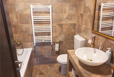 ULTRACENTRAL - 3 cam - Spatios - Decomandat - Terasa - Renovata - Etaj Intermedi - 14