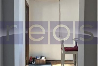 VANZARE  3 CAMERE  IN  VILA INTERBELICA  –PIATA VICTORIEI - 21