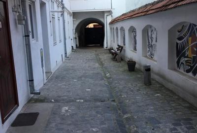 Casă Centrul Istoric Brașov, lipit Strada Sforii + business turistic activ - 16