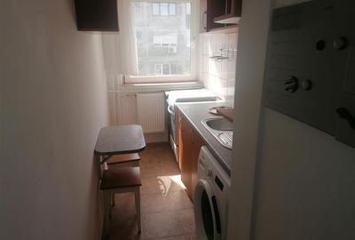 Proprietar Etaj Intermediar zona Sagului Kaufland - 1