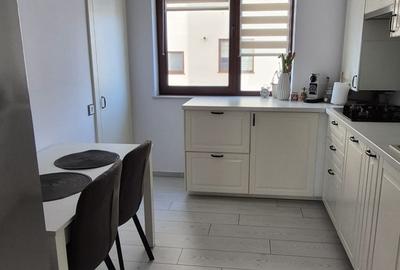 Apartament de vanzare 3 camere 78 mp , zona Buna ziua - 2