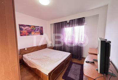 Apartament cu 3 camere decomandat, mobilat în Zorilor