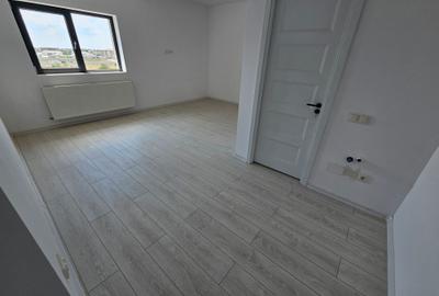 Garsoniera - La Cheie - Stb - Cartier Independentei - Mutare acum - 1