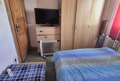 Apartament cu 2 camere decomandat, mobilat în Titan