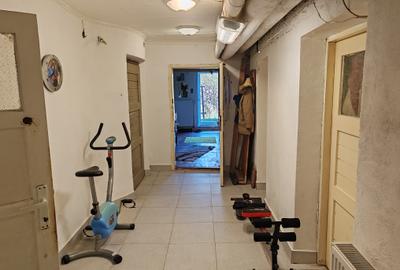 Apartament 3 camere in vila zona Central - 15