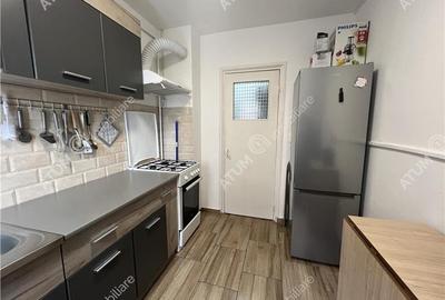 Apartament 3 camere cu balcon si pivnita etaj 1 zona Mihai Viteazul - 14