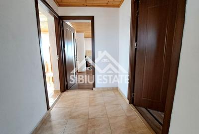 Casa Sibiu cu pivnita si garaj, curte mare - 13