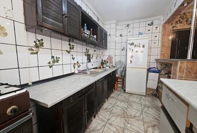 Vanzare Apartament 3 camere, Brancoveanu intersectie cu Nitu Vasile - 9