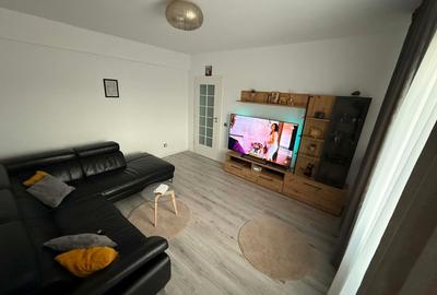Apartament cu 2 camere decomandat, mobilat în Valea Adâncă