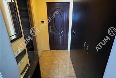 Apartament 4 camere decomandate si balcon in zona Strand din Sibiu - 12